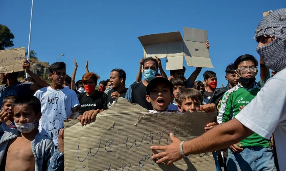 Κυβέρνηση προς μετανάστες: «Ελάτε στη δομή στον Καρά Τεπέ»